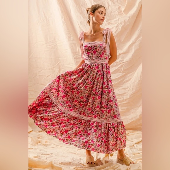 SO ME Floral Maxi Dress With Ribbon Tie Lace Strap - Picture 1 of 13